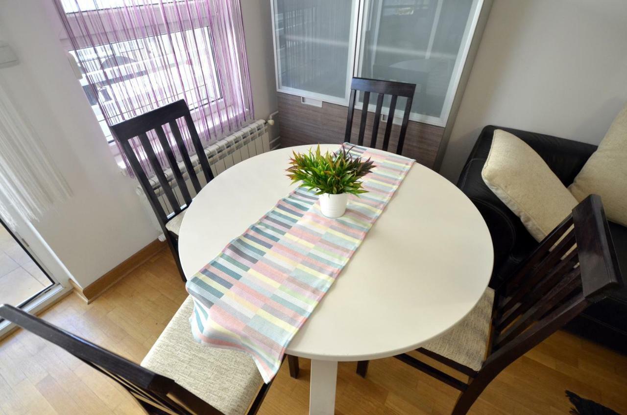 Clean&Cozy Apartments Novi Beograd מראה חיצוני תמונה
