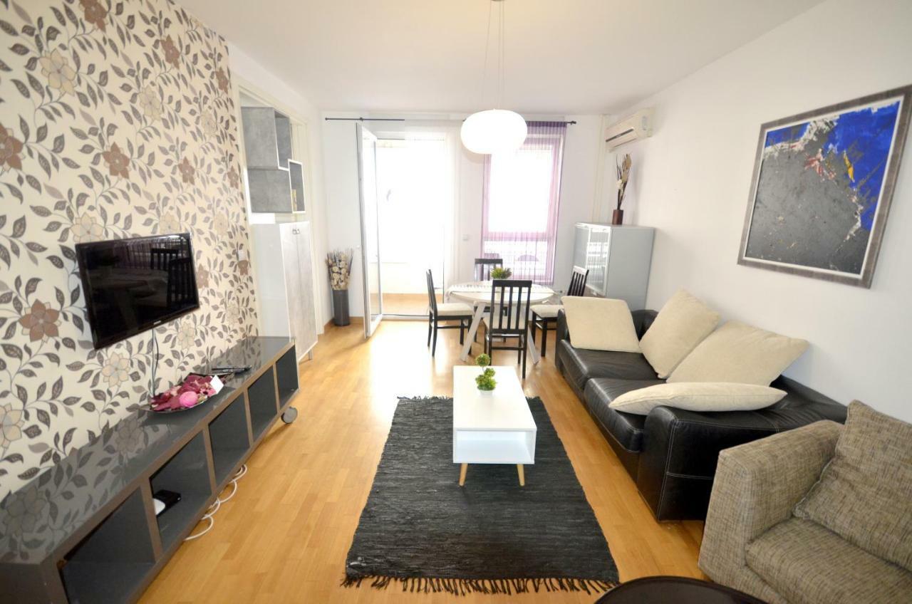 Clean&Cozy Apartments Novi Beograd מראה חיצוני תמונה