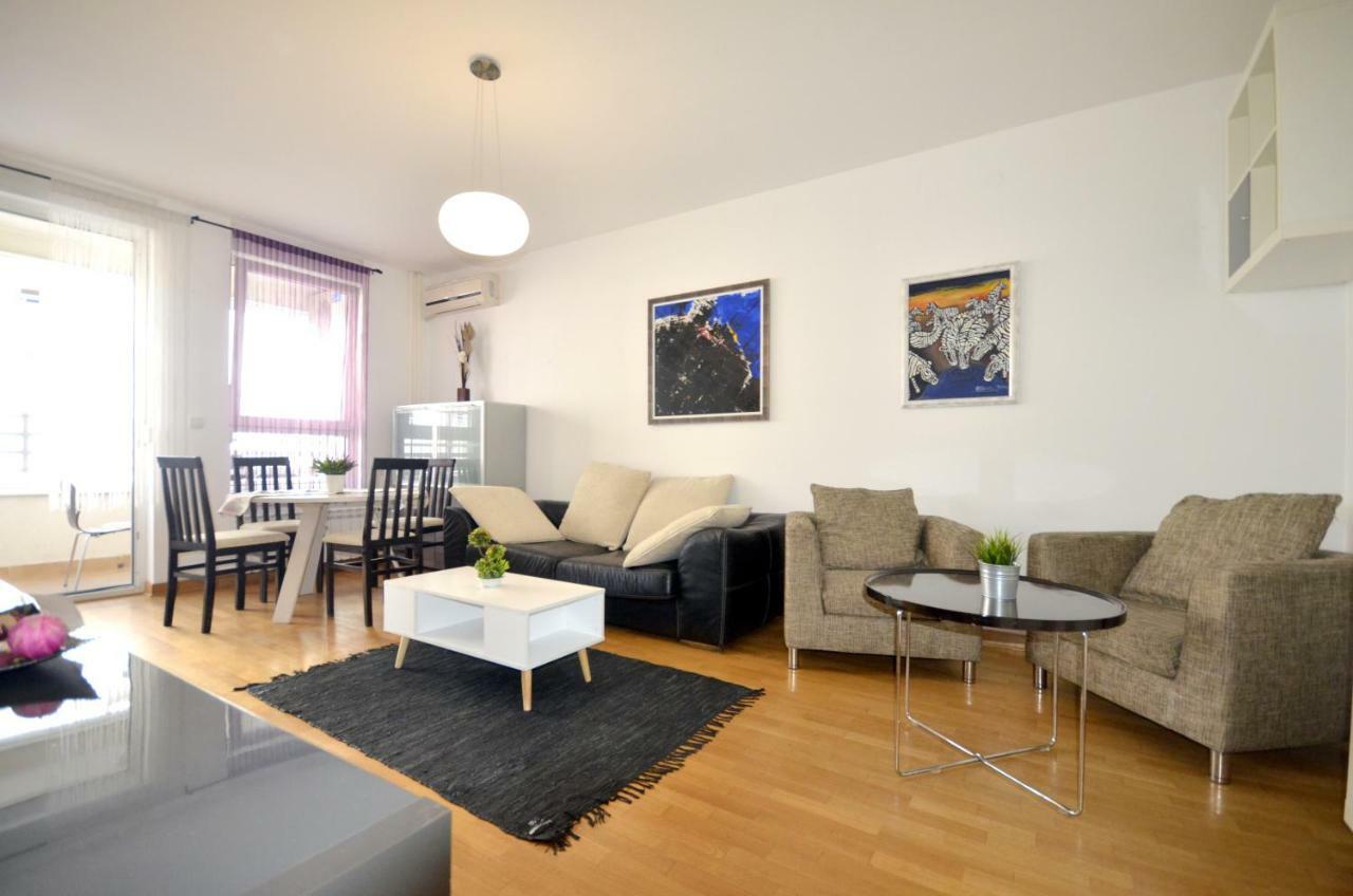 Clean&Cozy Apartments Novi Beograd מראה חיצוני תמונה